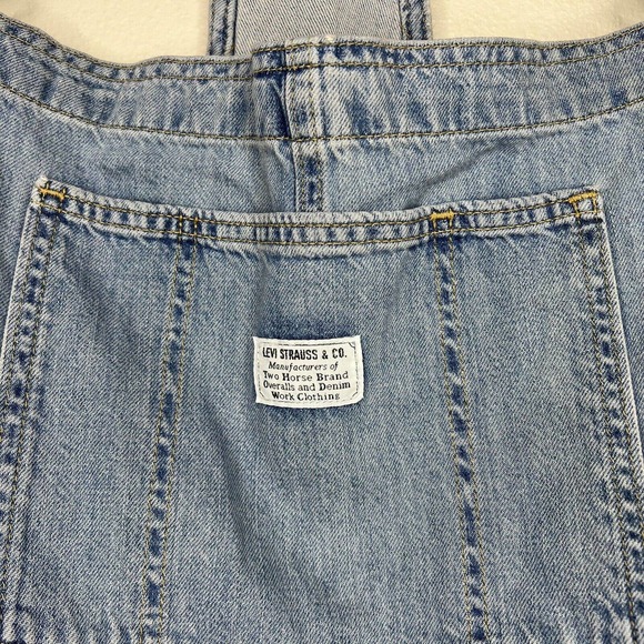 Levi's Vintage Shortalls Relaxed Fit Light Blue Denim Jean Short Overalls XL NWT - Picture 6 of 16
